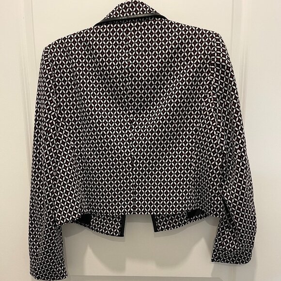 BAR III Women's Faux-Leather-Trimmed Cropped Jacket - Picture 4 of 6